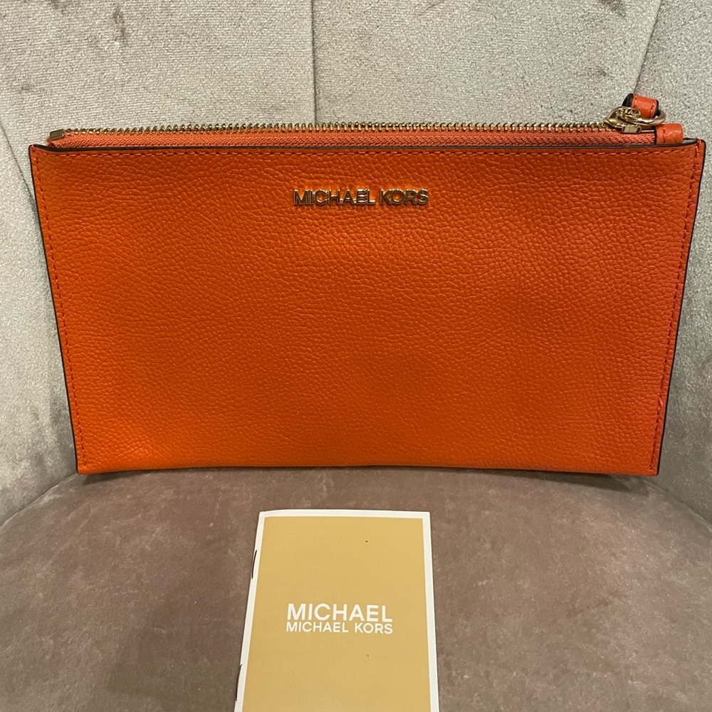 Michael Kors wristlet